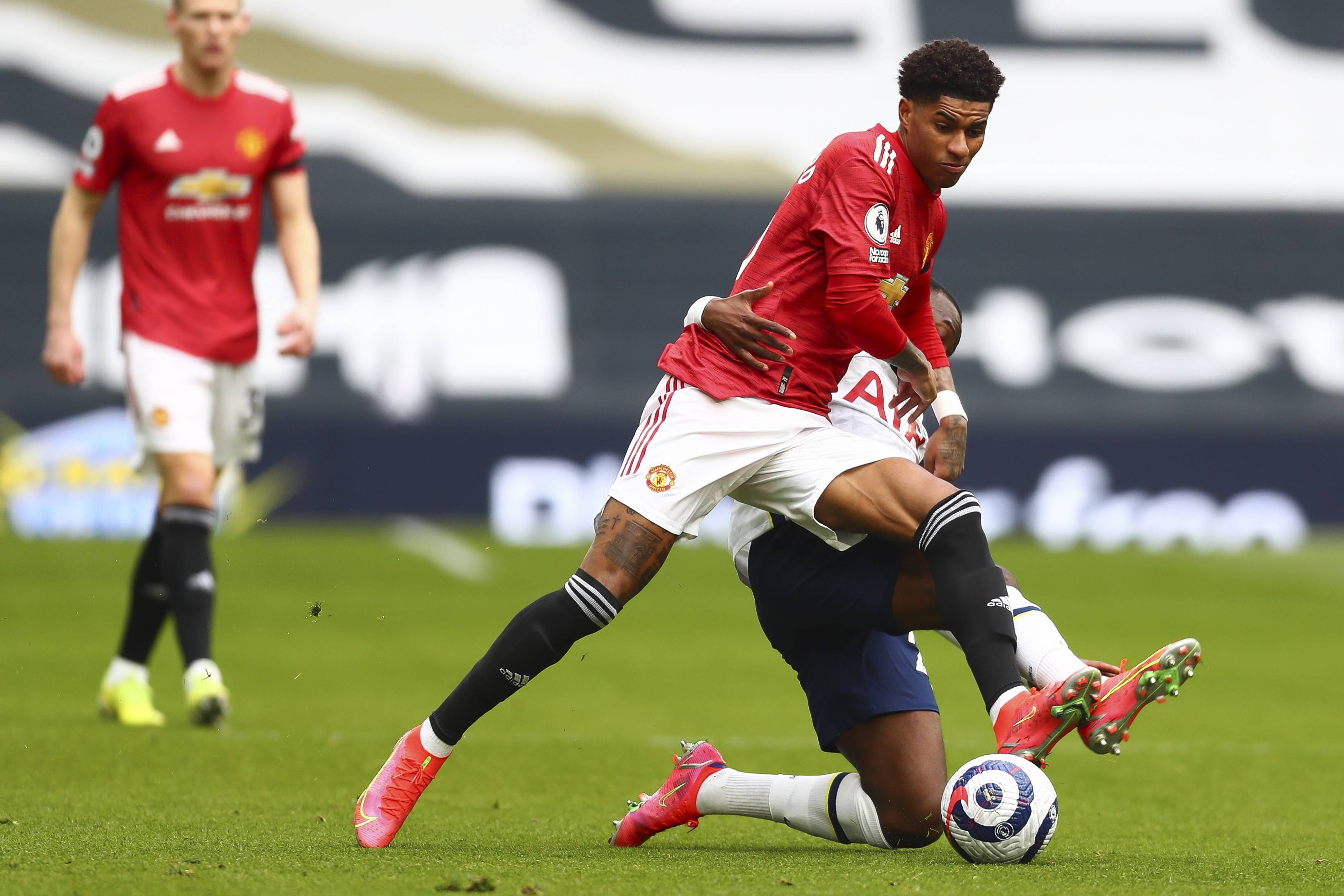 是深远的 是深远的